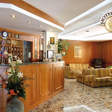Hotel Capys Капуа Экстерьер фото
