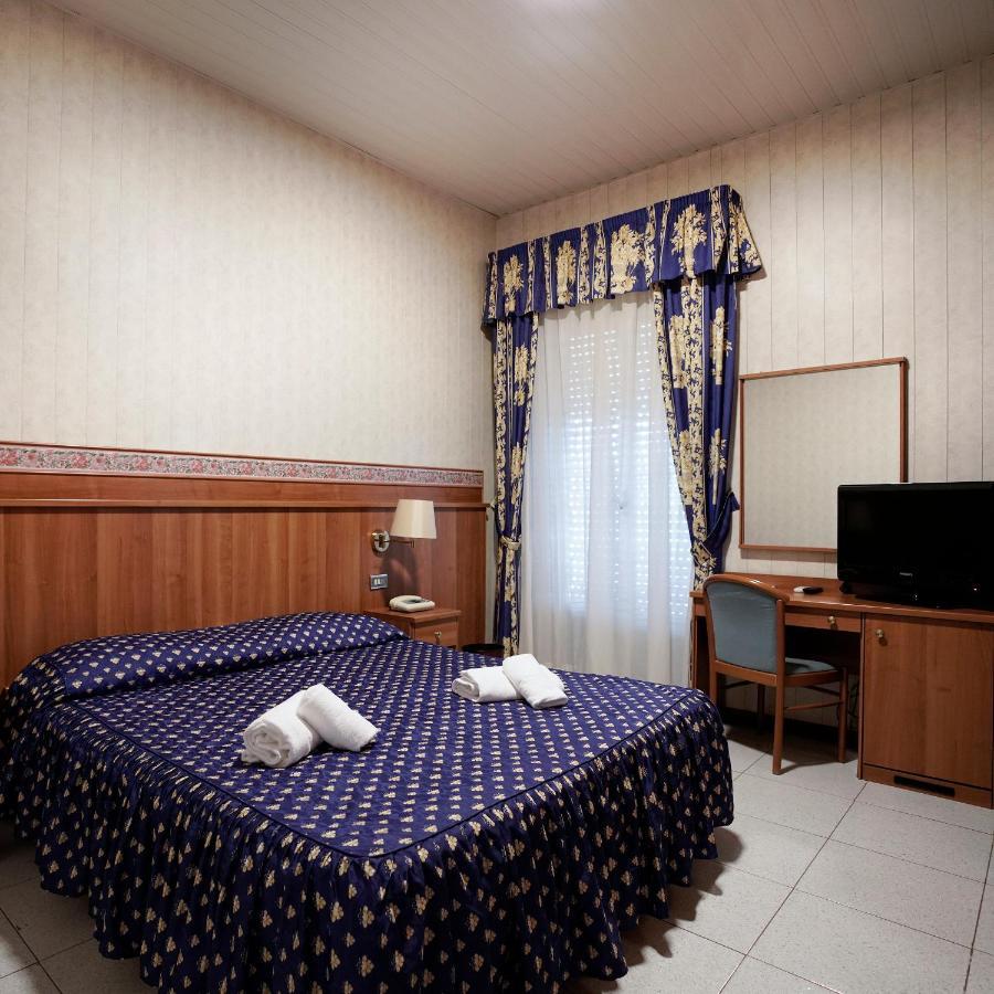 Hotel Capys Капуа Экстерьер фото